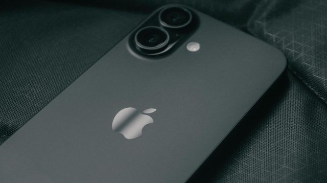 should i buy iphone 14 or 15 pilihan terbaik