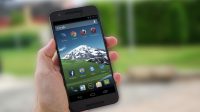 Ilustrasi cara perbaiki ghost touch android dengan jari menyentuh layar secara acak – solusi mudah untuk semua merek HP